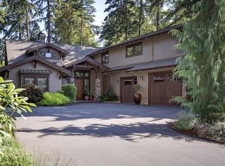 14722 Uplands Dr, Lake Oswego, OR 97034