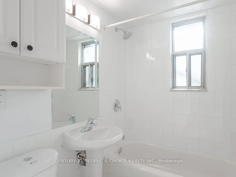 875 Avenue Rd #6 — Photo 6