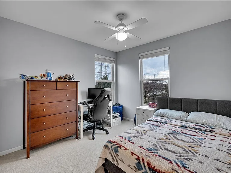 404 Belvedere Ln — Photo 13