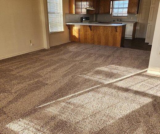 2nd image of 201 Meadowview Ln APT B