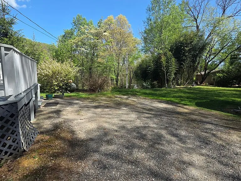 1015 S Country Club Dr — Photo 2
