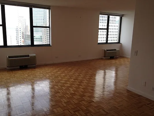 Rented by Realty Operations Group | media 3