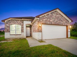 471 County Road 5102, Cleveland, TX 77327