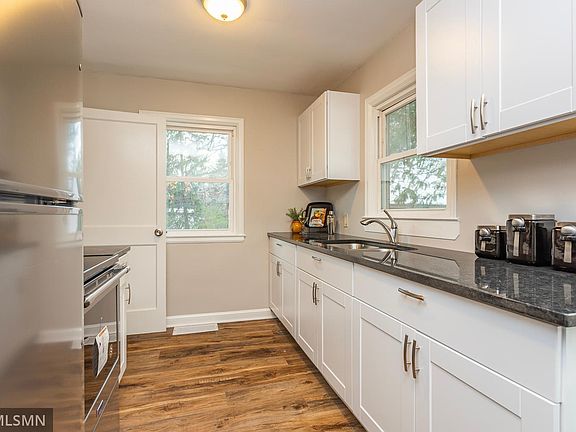 5th image of 8817 Green Haven Dr