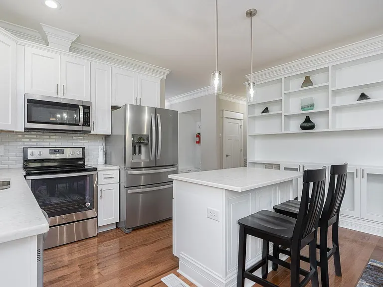 803 Drew St — Photo 7