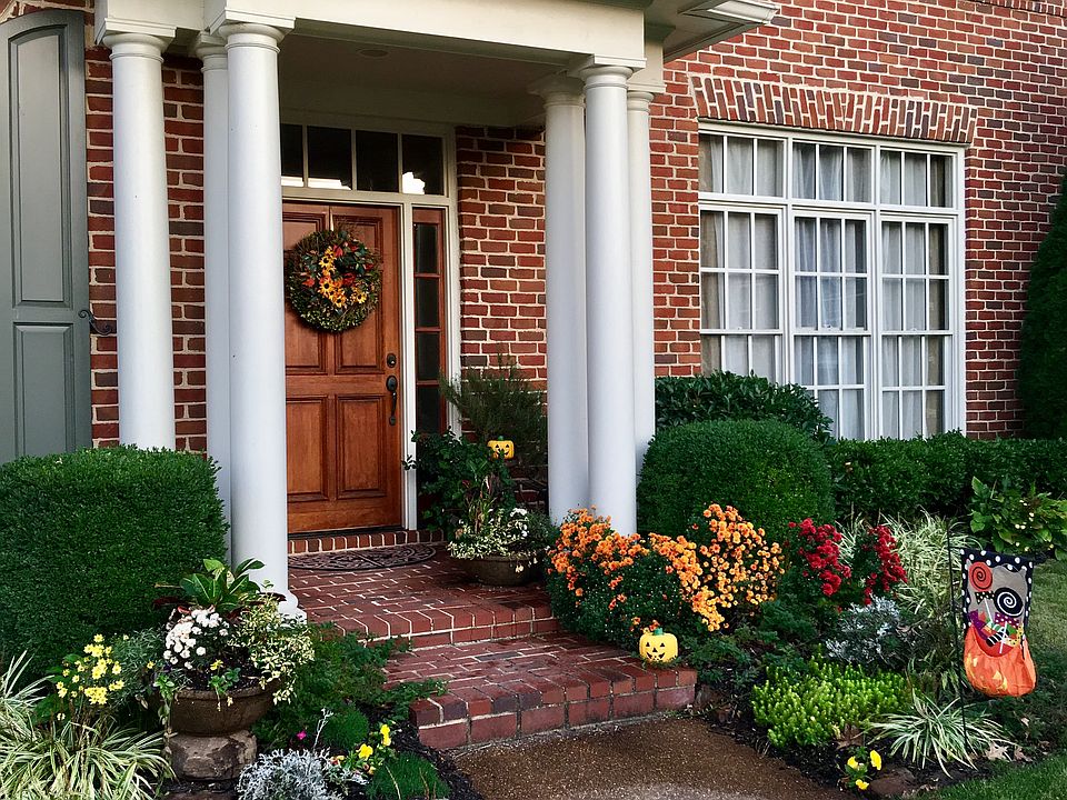 1st image of 1874 Old Towne Ln