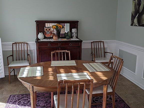 4th image of 8523 Flanagan Ct