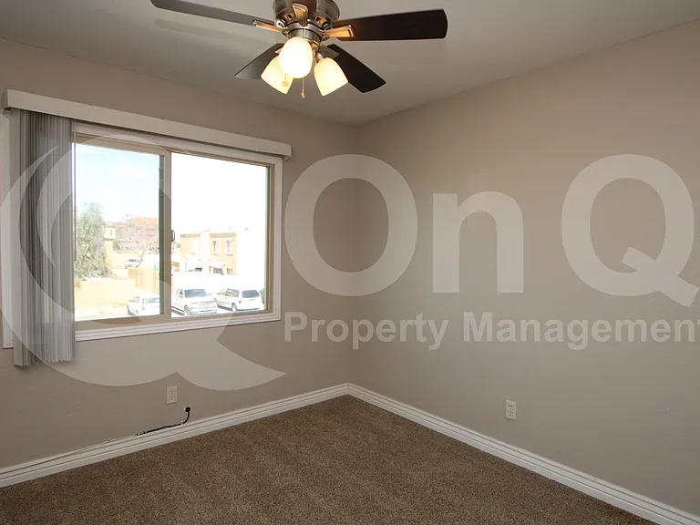4601 E Southgate Ave — Photo 6
