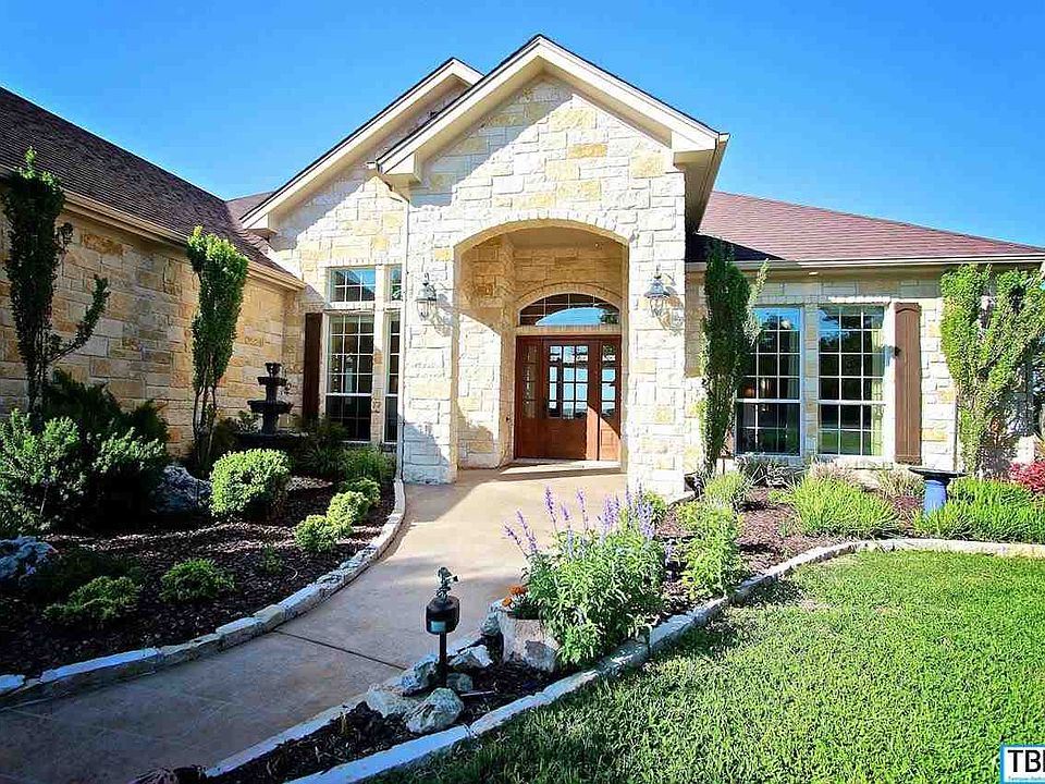1st image of 16047 Salado Dr