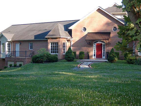 Kitchen porch visible