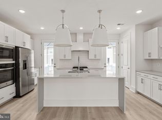 9207 Forkleaf Oak Dr, Fredericksburg, VA 22407
