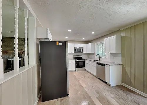 1st image of 758 Birchwood Ln SW