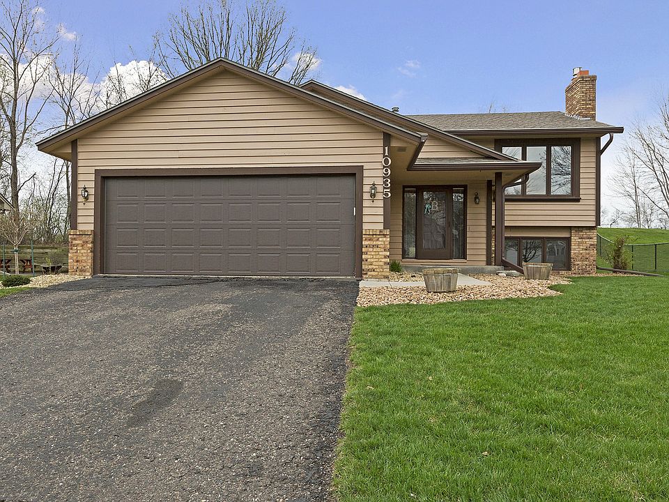 1st image of 10935 45th Ave N