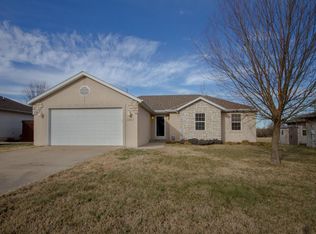 4867 W Portland St, Springfield, MO 65802
