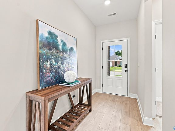 5th image of 107 River Pointe Dr