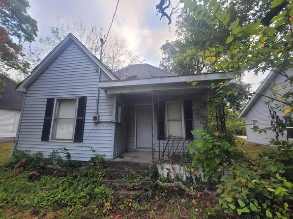 1606 N National Avenue, Springfield, MO 65803