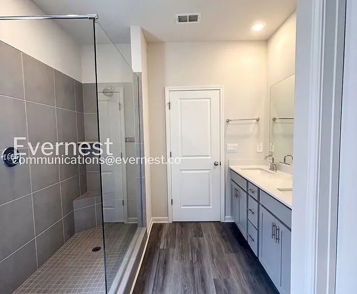 7762 Plymouth Dr — Photo 8