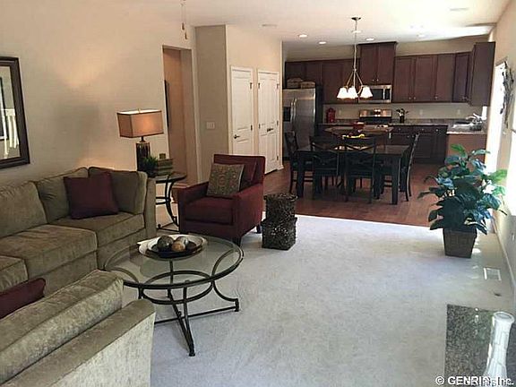 3rd image of 874 Bannerwood Dr