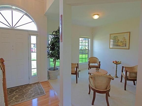 4th image of 2204 Halma Ct