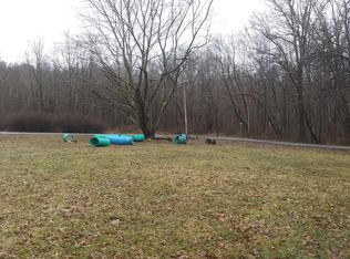 402 Lewis St, Rupert, WV 25984