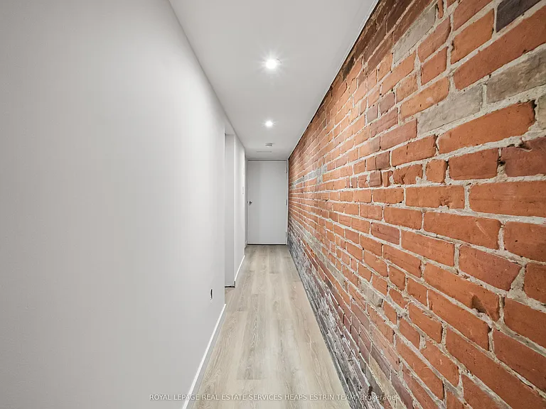 476 Euclid Ave #LOWER — Photo 19