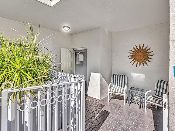 4th image of 7775 Southampton Terrace #115