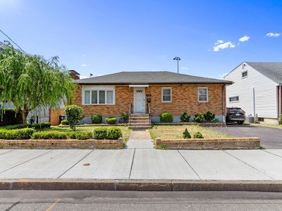 714 Washington Ave, Revere, MA, 02151