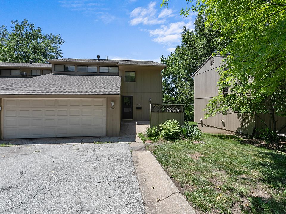 1st image of 8607 Countryshire Ln