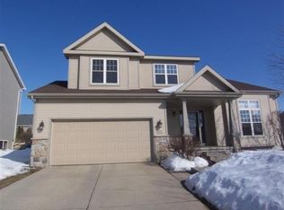 613 Aztalan Dr, Madison, WI 53718