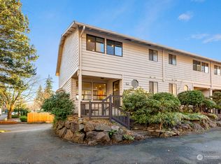 12426 SE 30th St APT B4, Bellevue, WA