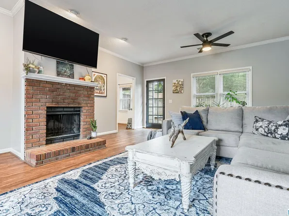 1202 Hillsboro Ln, Helena, AL 35080