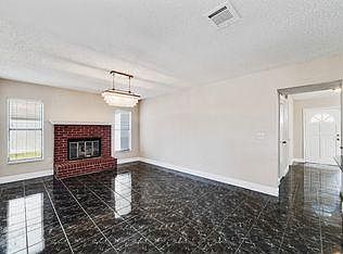 4th image of 1452 Woodcrest Blvd