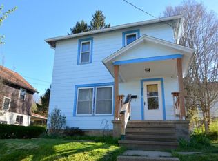 311 Lincoln Ave #8, Warren, PA 16365
