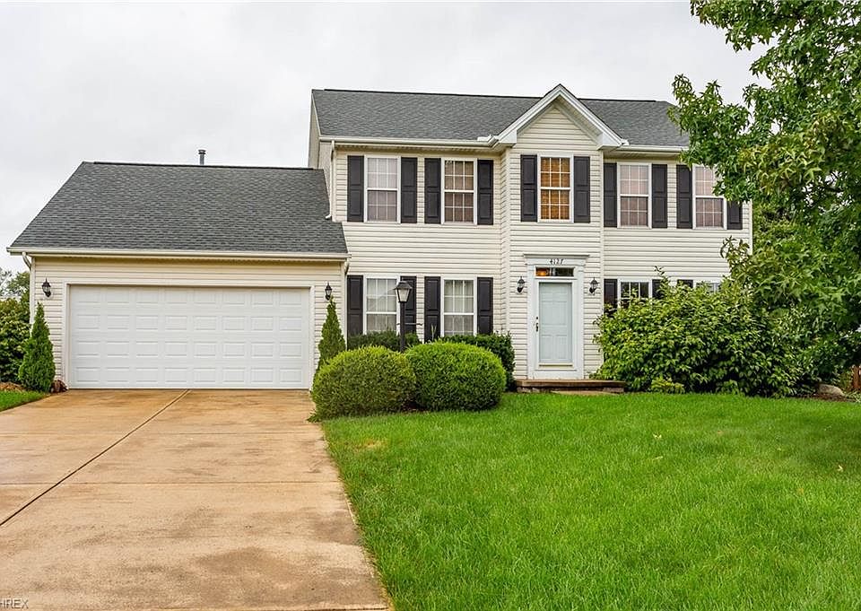 1st image of 4127 Roanoke Dr