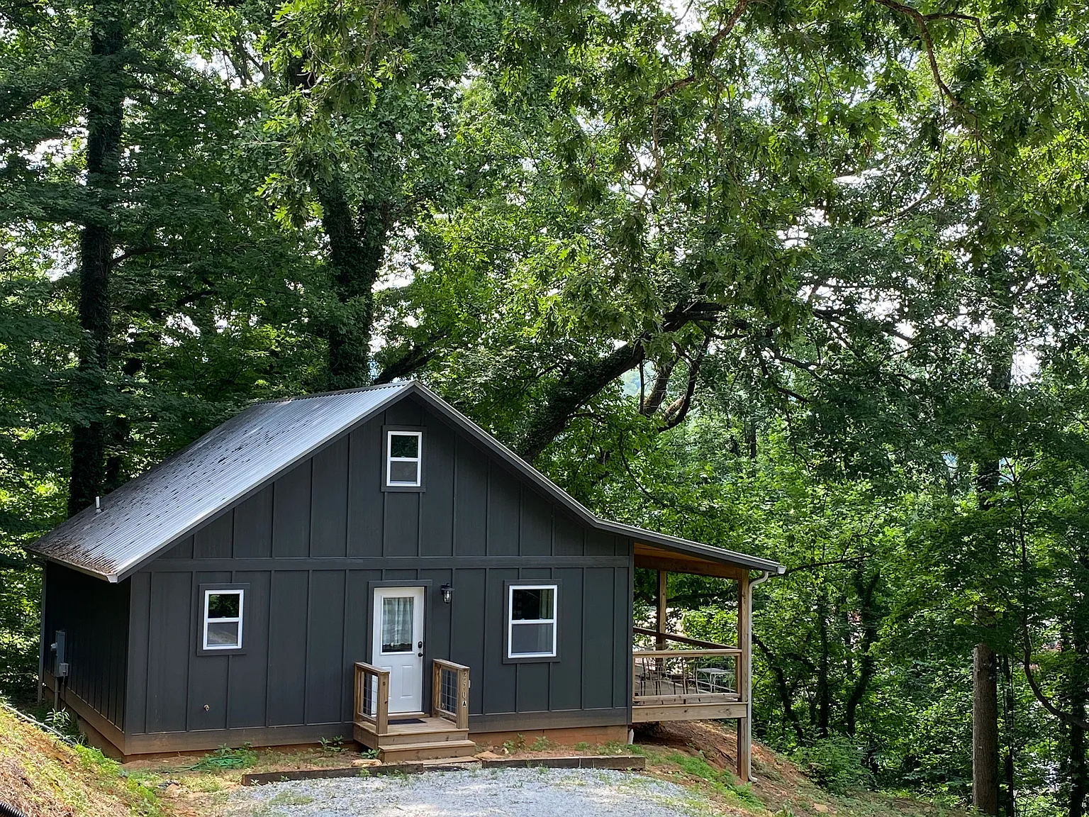 1 bed, 900 sqft, $1,800 — Photo 1
