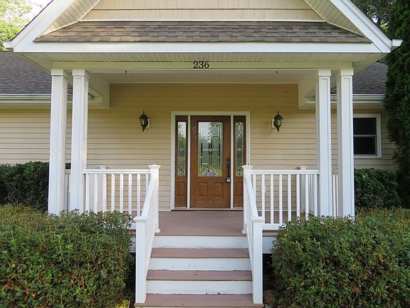 3rd image of 236 Lake Point Dr