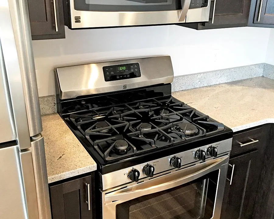 Stainless appliances + granite counters
