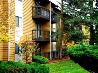 23223 Highway 99 APT C309, Edmonds, WA 98026