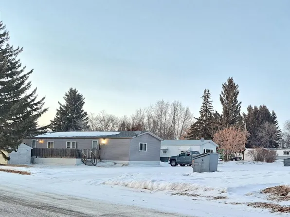 4820 55th Ave, Viking, AB T0B 4N0