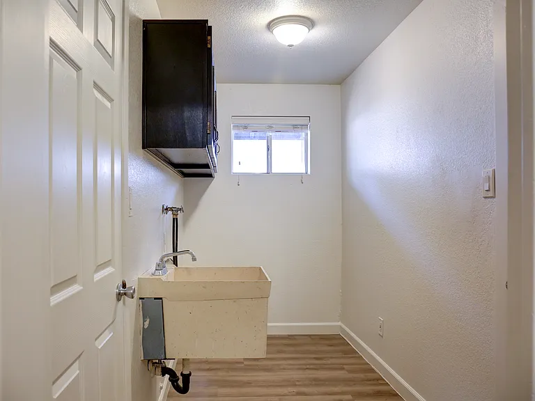 1453 S Cochise — Photo 25