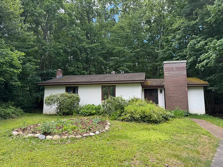 63 Golden Dr — Photo 1