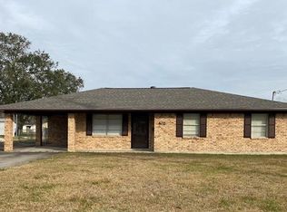402 Louisiana Ave, Lake Arthur, LA 70549