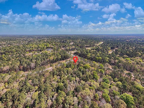 4th image of 111 Rustic Ranch Dr