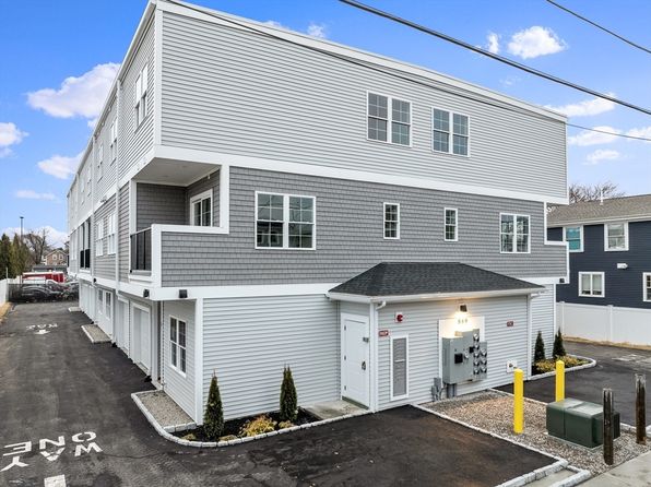 889-895 Grinnell St #4, Fall River, MA 02721