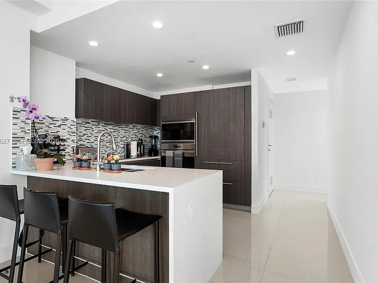 1150 102nd St #706 — Photo 13