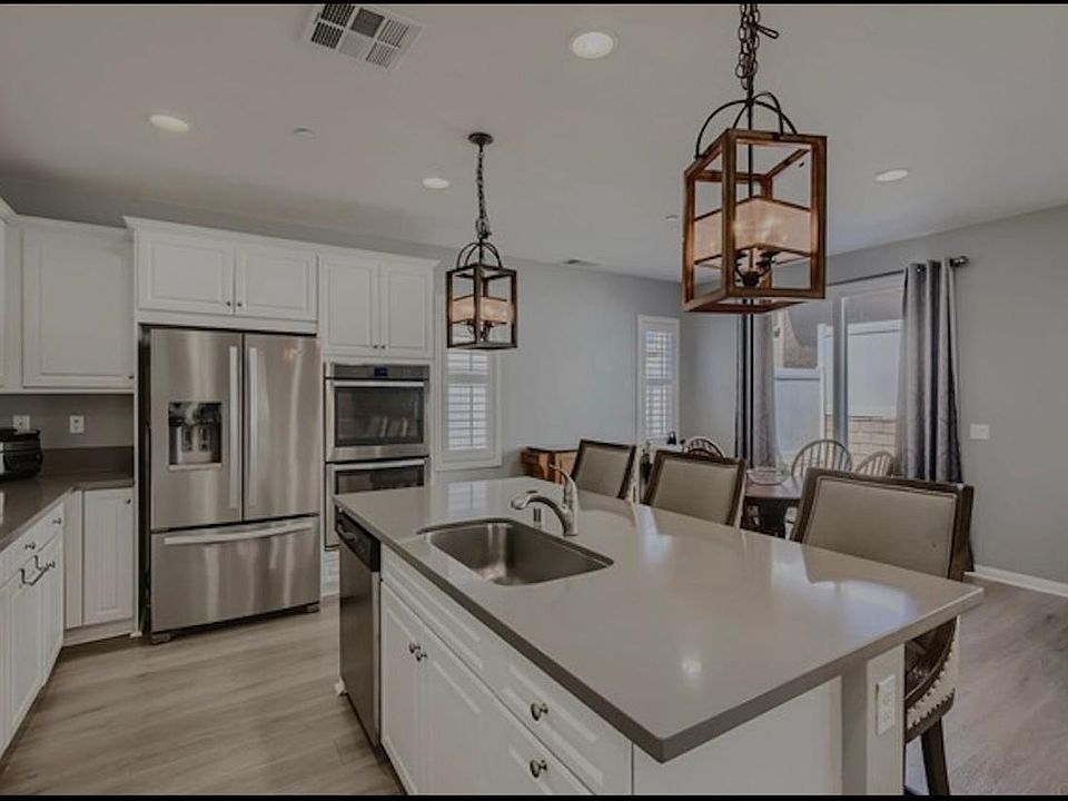 1st image of 40521 Calla Lilly St
