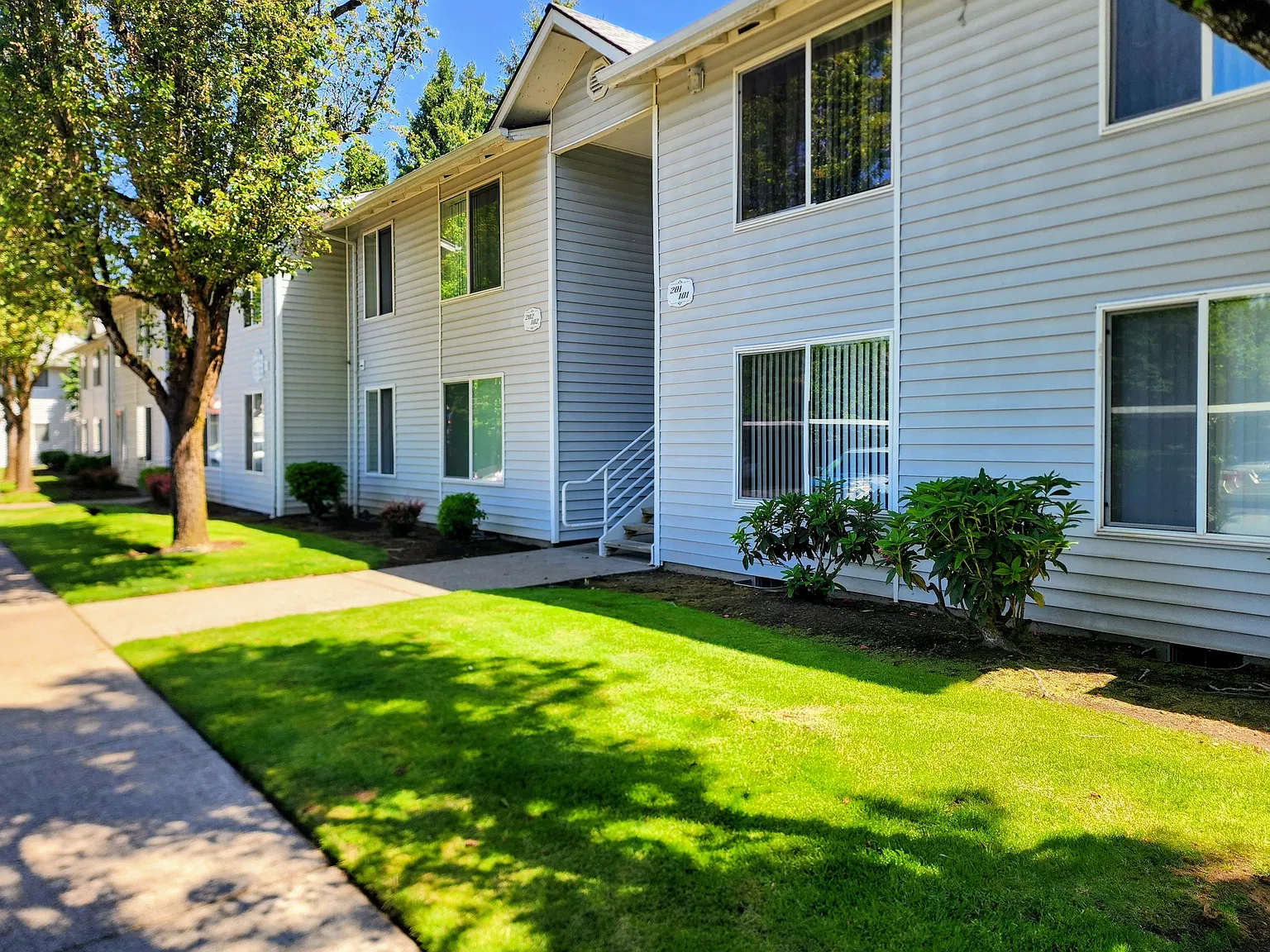 Orchard View Apartments — Photo 2