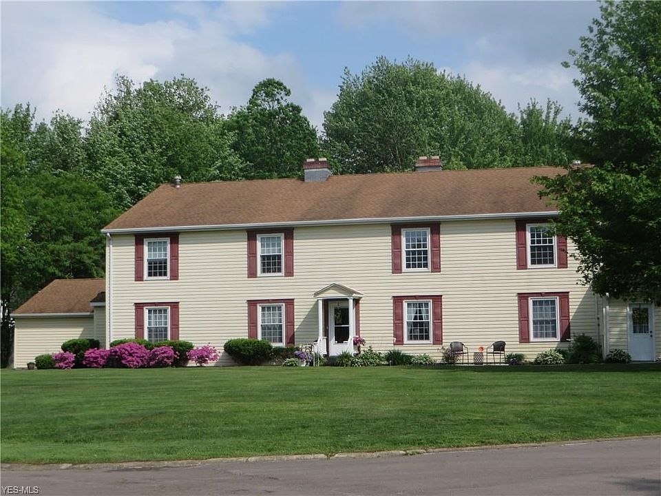 1st image of 573 Heritage Sq