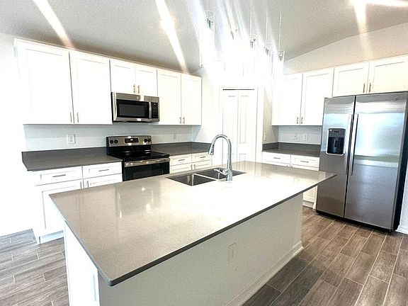 5th image of 2262 Pigeon Plum Dr
