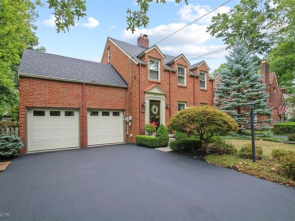 2nd image of 280 Wildwood Dr